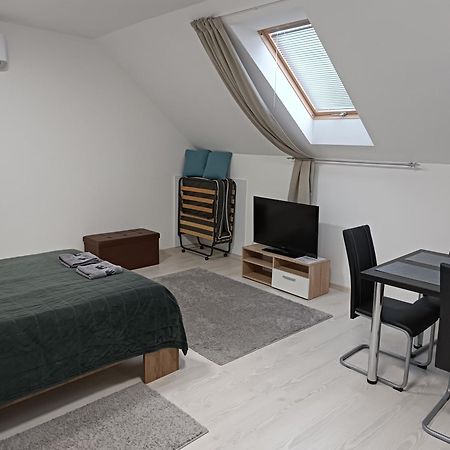 Mira Apartman Debrecen Exterior foto