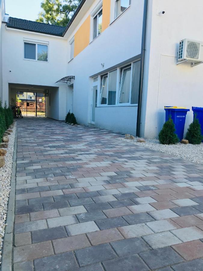 Mira Apartman Debrecen Exterior foto