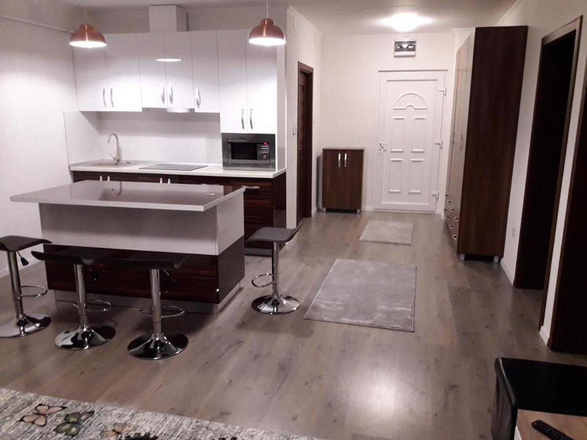 Mira Apartman Debrecen Exterior foto